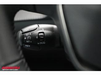 Peugeot 208 1.2 PureTech 100 Allure Navi Clima Cruise PDC picture 22