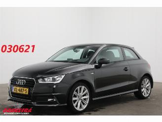 Unfallwagen Audi A1 1.4 TDI Aut. Adrenalin Airco Cruise Bluetooth 2016/10