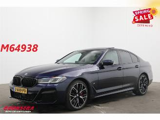 krockskadad bil auto BMW 5-serie 520d M-Sport Pro Schuifdak LED ACC HUD Memory H/K 360° SHZ 2023/2