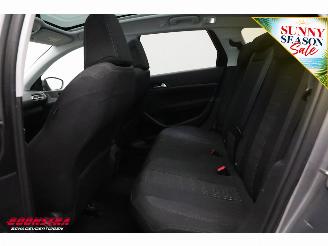 Peugeot 308 SW 1.6 BlueHDI Executive Pack Pano Navi Clima Cruise Camera PDC AHK picture 16