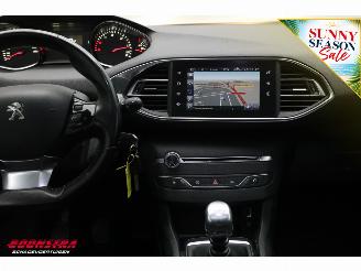 Peugeot 308 SW 1.6 BlueHDI Executive Pack Pano Navi Clima Cruise Camera PDC AHK picture 14