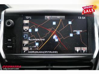 Peugeot 2008 1.2 PureTech Aut. Allure Pano Navi Clima Cruise Camera PDC 26.860 km! picture 23