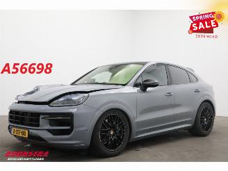 Voiture accidenté Porsche Cayenne 3.0 E-Hybrid Pano Sport Chrono PDLS+ PASM Bose 360° 2023/10