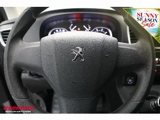 Peugeot Traveller 1.5 BlueHDi 120 Business Long S&S 8-Pers. Navi Airco Cruise Camera picture 19