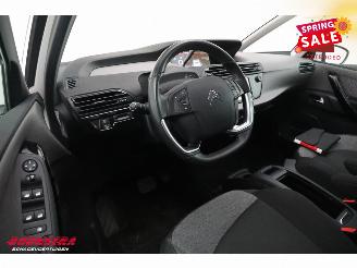 Citroën C4-picasso 1.2 PureTech Live Pano Navi Clima Cruise Camera PDC AHK 76.519 km! picture 20
