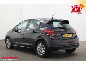 Peugeot 208 1.6 BlueHDi Allure Navi Clima Cruise PDC picture 4