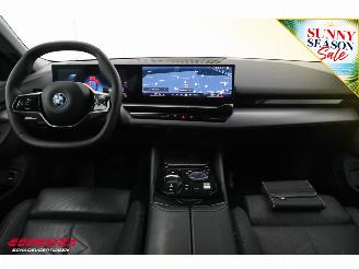 BMW 5-serie 530e LED ACC Leder Memory Ventilatie Camera SHZ picture 19