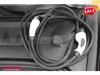 Porsche Taycan 93.4kWh Performance Batterie PASM Sport Chrono Leder SHZ picture 27