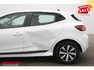 Renault Clio 1.0 TCe 90 Equilibre Navi Airco Cruise picture 8