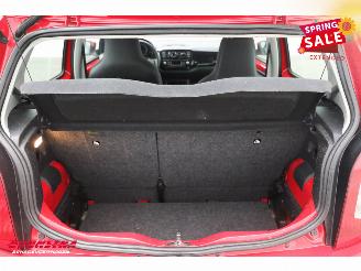 Volkswagen Up! 1.0 move up! 5-DRS BlueMotion Airco 157.093 km! picture 17