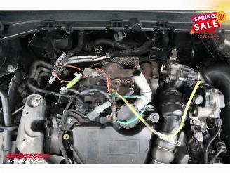 Mercedes A-klasse 180 d Launch Edition 7G-Tronic AMG Pano LED Memory Camera SHZ picture 7