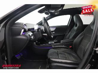 Mercedes A-klasse 180 d Launch Edition 7G-Tronic AMG Pano LED Memory Camera SHZ picture 14