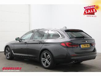 BMW 5-serie Touring 520e High Executive LED Leder Memory Navi Clima Cruise SHZ picture 4