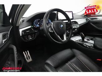 BMW 5-serie Touring 520e High Executive LED Leder Memory Navi Clima Cruise SHZ picture 11