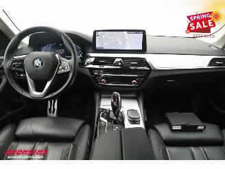 BMW 5-serie Touring 520e High Executive LED Leder Memory Navi Clima Cruise SHZ picture 7