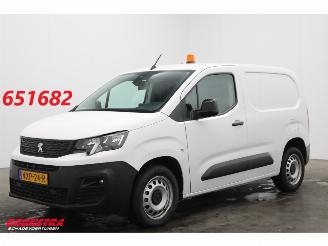 Vaurioauto  commercial vehicles Peugeot Partner 1.5 BlueHDi 100 S&S L1 Bluetooth Airco Cruise AHK 55.452 km! 2023/8