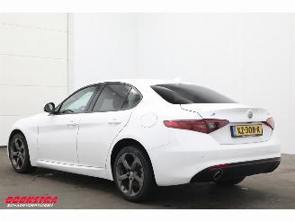 Alfa Romeo Giulia 2.2 Eco Business Super Leder BiXenon Navi Clima Cruise Camera picture 4