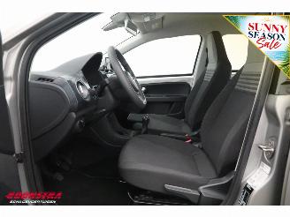 Volkswagen Up! 1.0 BMT move up! Airco Bluetooth 94.213 km! picture 18