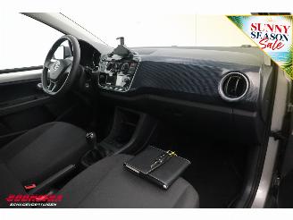 Volkswagen Up! 1.0 BMT move up! Airco Bluetooth 94.213 km! picture 15