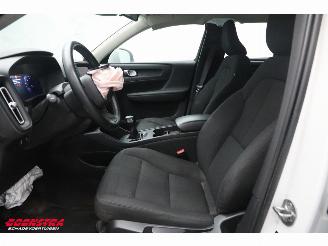 Volvo XC40 1.5 T2 Momentum Core LED Apple/Android Cruise PDC picture 21