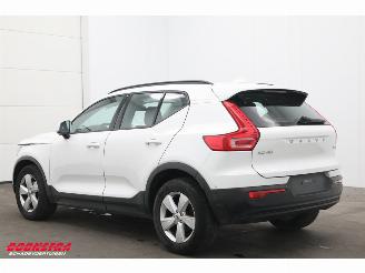 Volvo XC40 1.5 T2 Momentum Core LED Apple/Android Cruise PDC picture 4