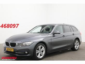 uszkodzony samochody osobowe BMW 3-serie Touring 318i WASSER Sport Navi Clima Cruise SHZ 2015/12