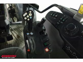 New Holland  TVT 190 BY 2005 6.000 Uur picture 14