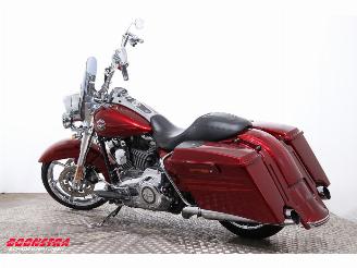 Harley-Davidson  FLHRSE5 CVO Road King picture 4