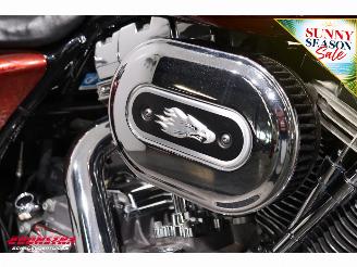 Harley-Davidson  FLHRSE5 CVO Road King picture 14