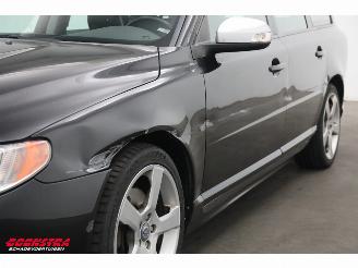 Volvo V-70 2.0T Aut. R-Edition Clima Navi Cruise SHZ PDC AHK HighPerf.Audio picture 5