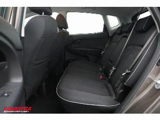 Kia Venga 1.6 CVVT ExecutiveLine Aut. Navi Camera Cruise 89.918 km!! picture 15