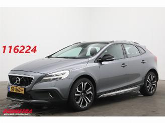 krockskadad bil auto Volvo V-40 Cross Country 2.0 D3 Aut. Summum Pano Memory LED Camera Cruise SHZ 2016/6