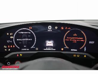 Porsche Taycan 105 kWh Sport Chrono PDLS+ Pano ACC 360° Bose Memory picture 26
