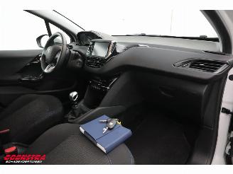 Peugeot 208 1.2 PT. 110 Signature Clima PDC Mirrorlink Camera 93.920 km! picture 14