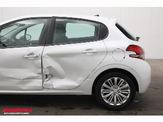 Peugeot 208 1.2 PT. 110 Signature Clima PDC Mirrorlink Camera 93.920 km! picture 6