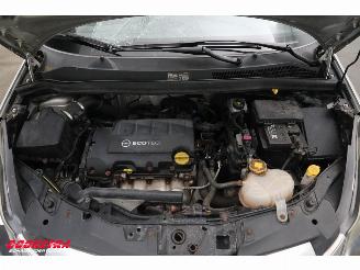 Opel Corsa 1.2-16V Aut. '111' Edition Airco Cruise 94.567 km! picture 11