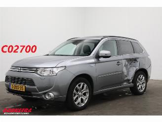 Schadeauto Mitsubishi Outlander 2.0 PHEV Instyle+ 4X4 ACC Schuifdak Leder Camera SHZ 183.069 km! 2015/3