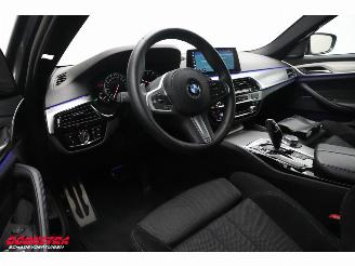 BMW 5-serie Touring 520i M-Sport LED H/K Cruise Navi Camera PDC SHZ picture 17