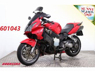 Avarii motociclete Honda  VFR 800FI ABS 2004/3
