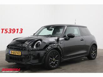 Schadeauto Mini Electric Camden Go Edition 33 kWh LED Leder Cruise Camera SHZ 2022/11