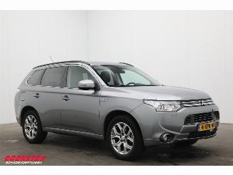 Mitsubishi Outlander 2.0 PHEV 4WD Executive Edition Navi Clima Cruise Camera AHK picture 2