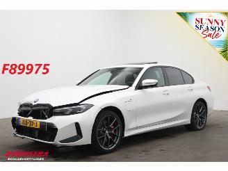 Avarii autoturisme BMW 3-serie 330e M-Sport Cruise Navi Leder Schuifdak Camera Apple/Android SHZ AHK PDC 2025/11