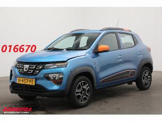 Unfallwagen Dacia Spring Comfort Plus 27 kWh Cruise Camera Navi Airco Leder PDC 37.022 km! 2021/12
