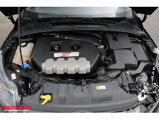 Ford Focus 2.0 EcoBoost ST-3 250 PK Schuifdak Leder Clima Cruise Camera SHZ picture 12