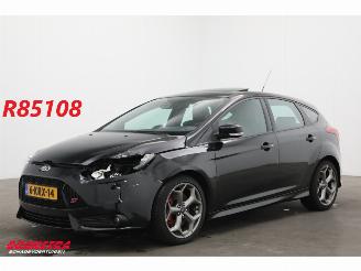 Coche accidentado Ford Focus 2.0 EcoBoost ST-3 250 PK Schuifdak Leder Clima Cruise Camera SHZ 2013/7