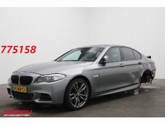 krockskadad bil auto BMW 5-serie M550xd MOTOR=OK Schuifdak Leder Memory HUD Camera SHZ 2013/3