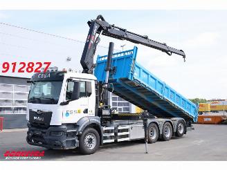 krockskadad bil vrachtwagen MAN TGS 35.510 8X4 Kipper Hiab X-Hipro 232 E-3 119.097 km! 2023/3