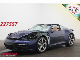 krockskadad bil auto Porsche 911 992 Targa 4 PDK PDLS PADM Lift Bose Sport Chrono Leder Camera SHZ 5.835 km! 2023/7