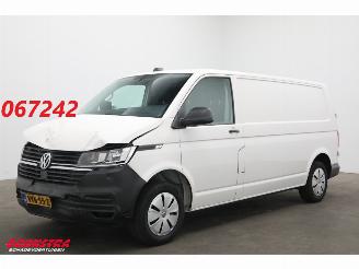 damaged commercial vehicles Volkswagen Transporter 2.0 TDI 150 PK DSG L2-H1 Navi Airco Cruise AHK 53.404 km! 2023/5