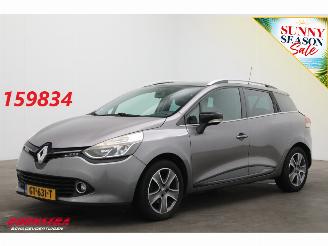 Vaurioauto  passenger cars Renault Clio Estate 1.5 dCi ECO Night&Day Navi Airco Cruise PDC AHK 2015/8